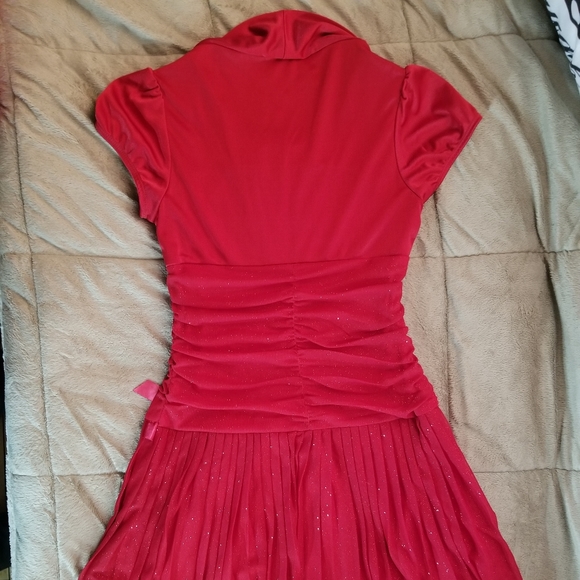 By By Girl size 16 Vibrant Red Dress. - Picture 3 of 8